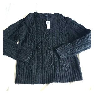 NWT Men’s GAP Sweater